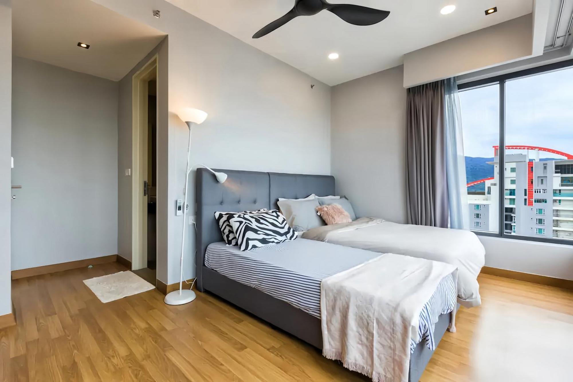 Tropicana 218 Macalister Penang Apartment Georgetown Luaran gambar