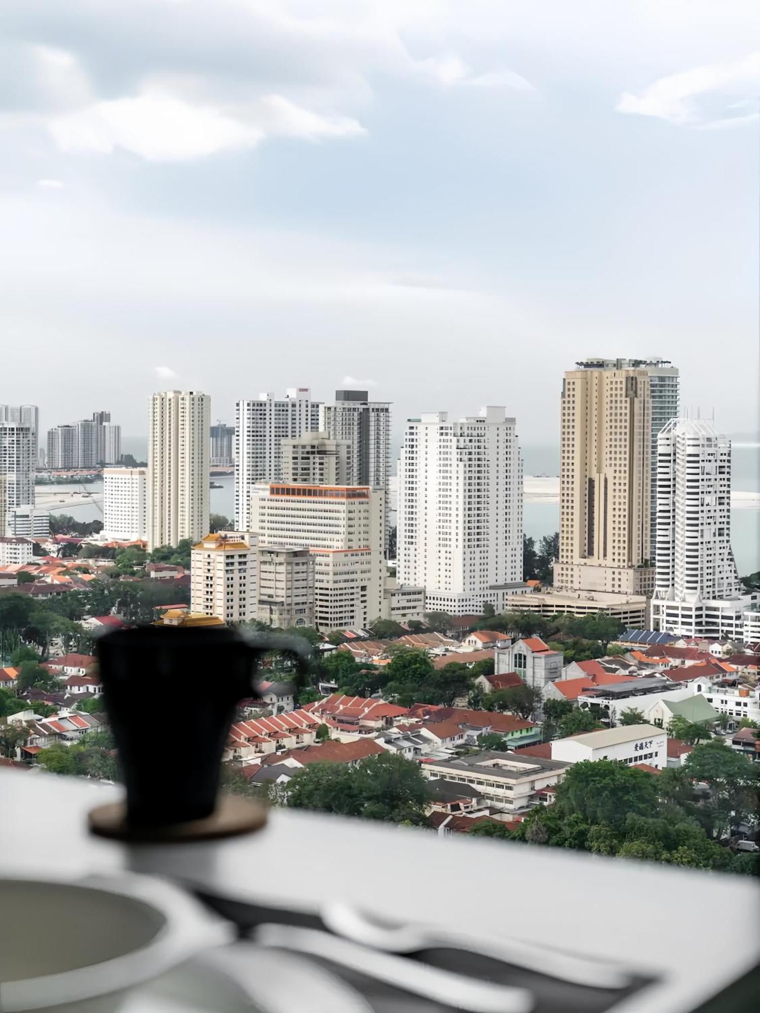 Tropicana 218 Macalister Penang Apartment Georgetown Luaran gambar