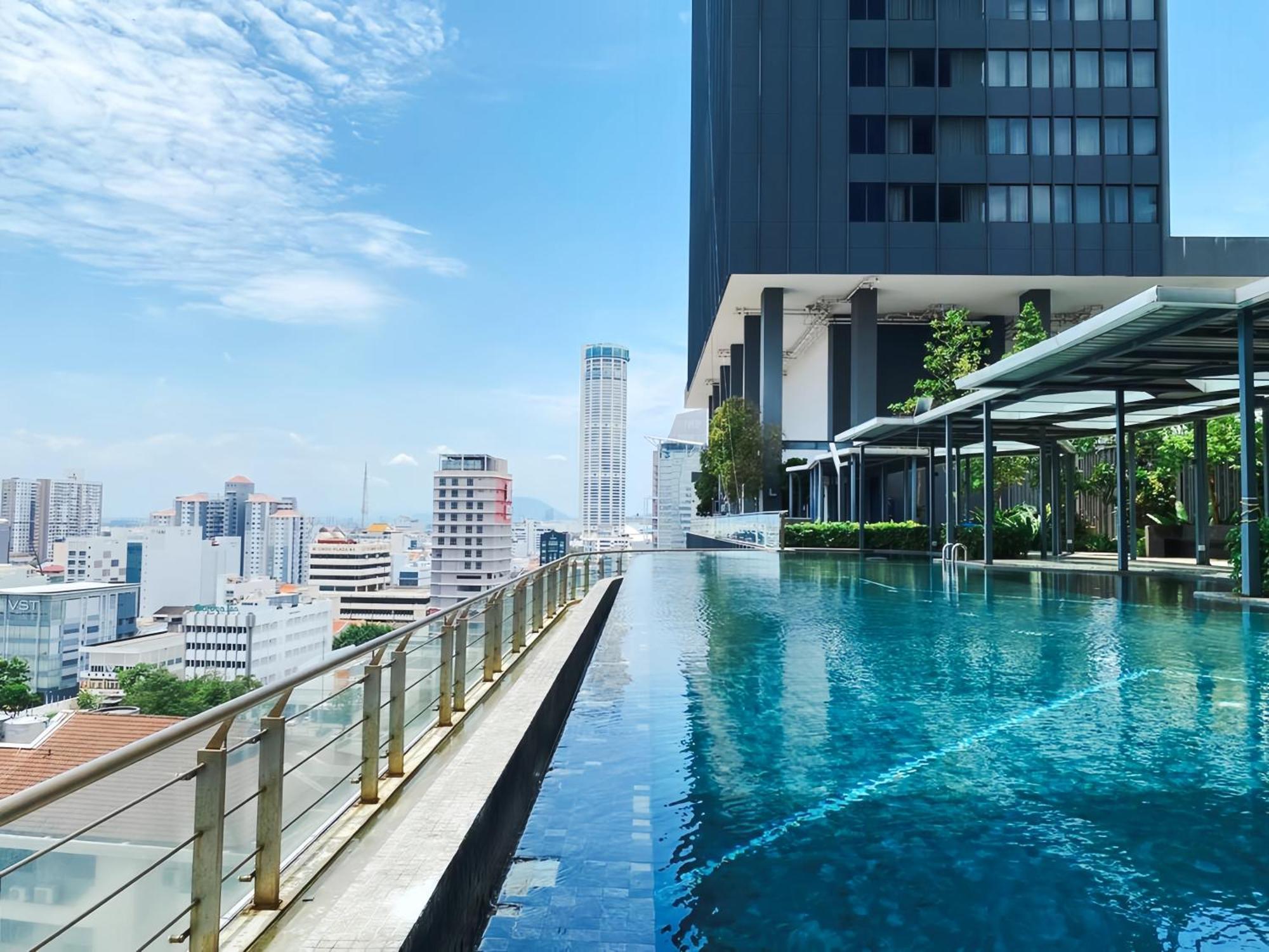 Tropicana 218 Macalister Penang Apartment Georgetown Luaran gambar